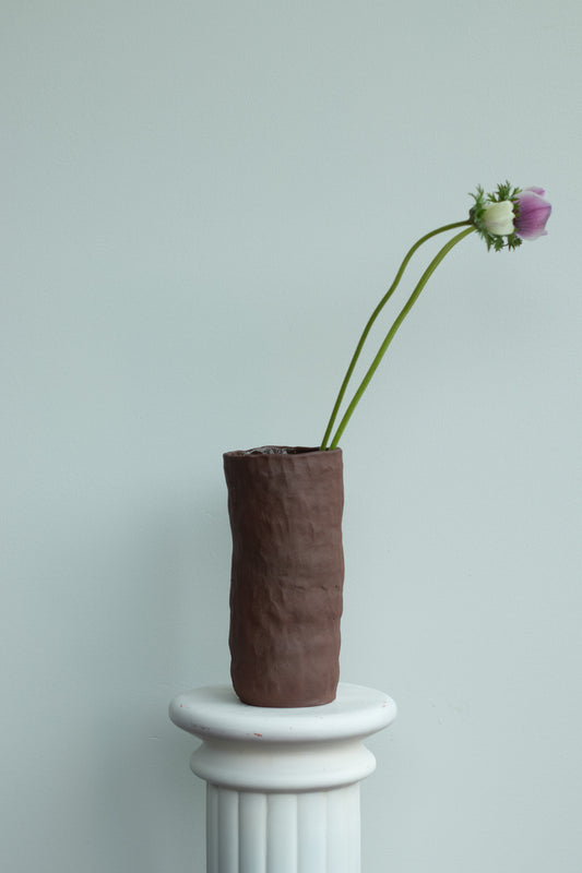 The Minimalist Vase